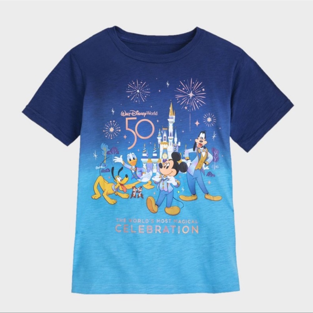 NEW❗️Unisex Adult Mickey & Friends T-Shirt - Disney - NWT ✨